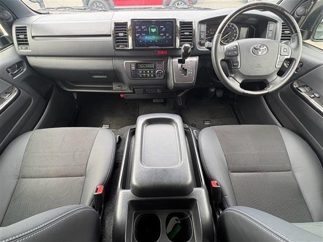 Toyota HIACE VAN 2023 8260598-14