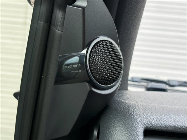 Toyota HIACE VAN 2023 8260598-2