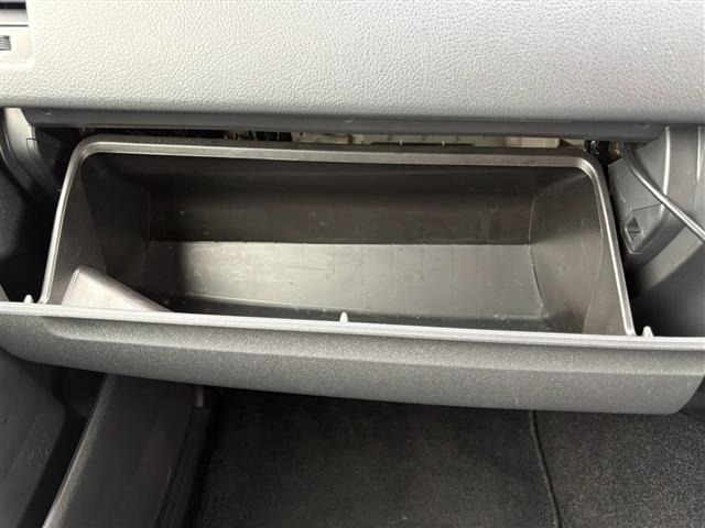 Toyota HIACE VAN 2023 8260598-4