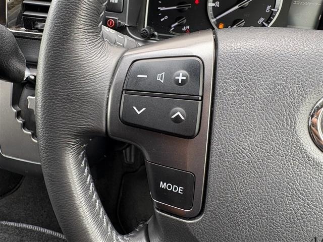 Toyota HIACE VAN 2023 8260598-7