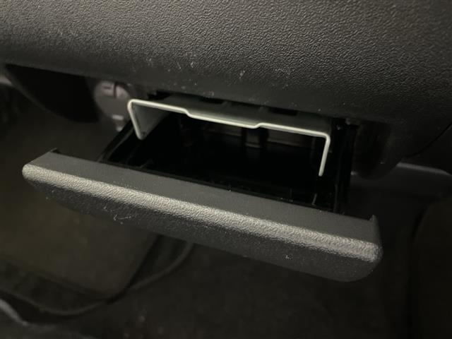 Toyota HIACE VAN 2016 8260599-17
