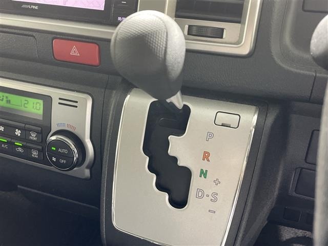 Toyota HIACE VAN 2016 8260599-20