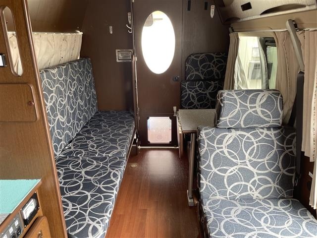 Toyota HIACE VAN 2019 8260601-10