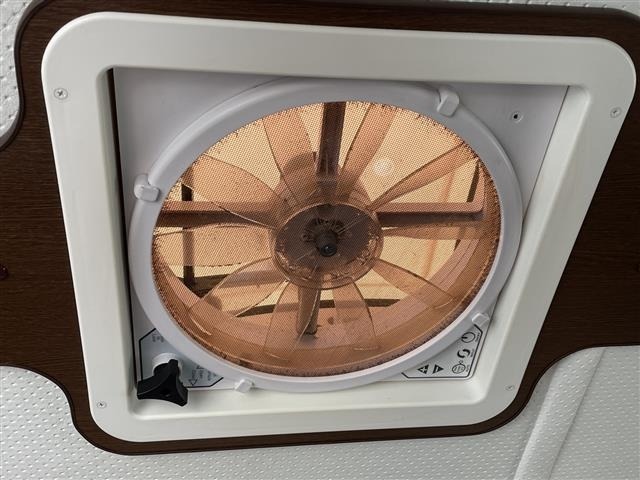 Toyota HIACE VAN 2019 8260601-11