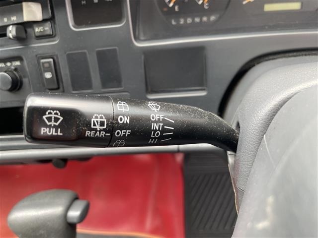 Toyota HIACE VAN 1999 8260607-3
