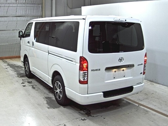 Toyota HIACE VAN 2025 8260653-1