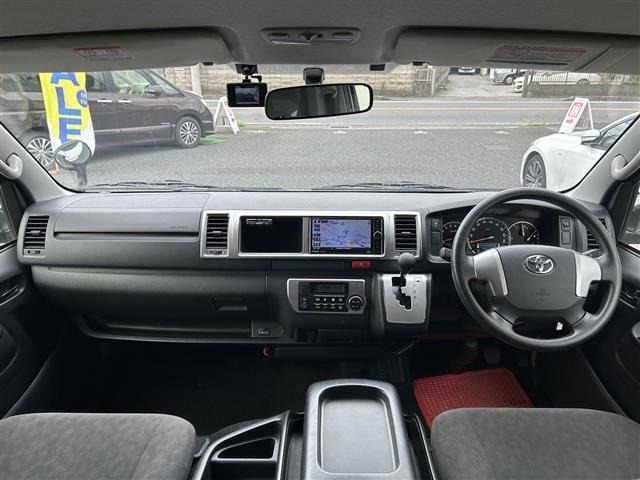 Toyota HIACE WAGON 2017 8265796-14