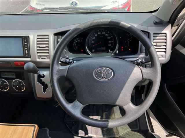 Toyota HIACE WAGON 2013 8265807-3