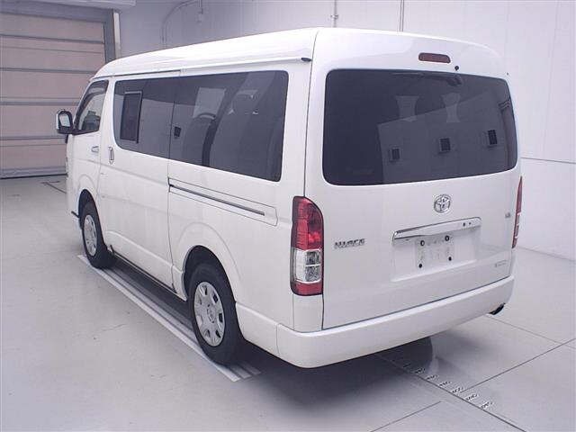 Toyota HIACE WAGON 2020 8265850-1