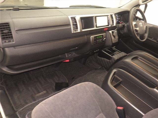 Toyota HIACE WAGON 2020 8265850-4