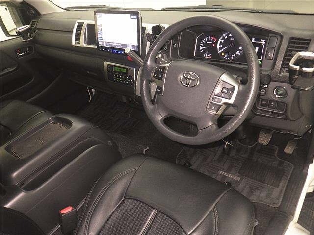 Toyota HIACE WAGON 2023 8265851-3