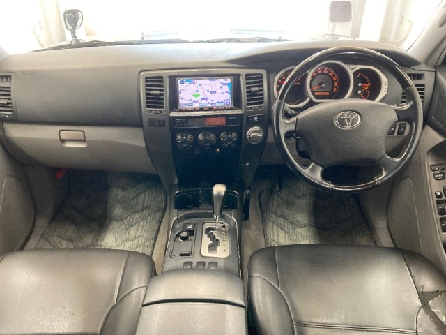Toyota HILUX SURF 2009 8259411-3