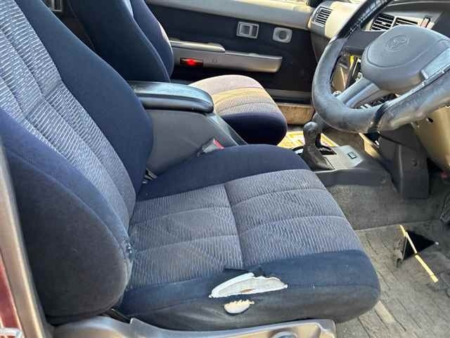 Toyota HILUX SURF 1993 8259416-7