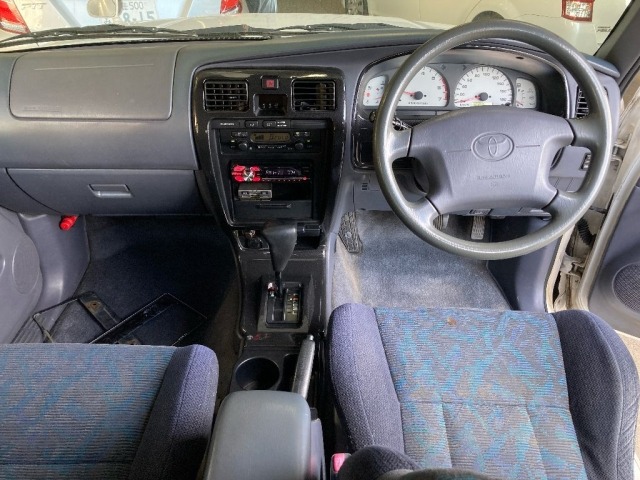 Toyota HILUX SURF 1998 8259431-3
