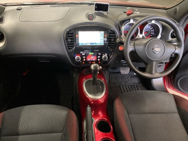 Nissan JUKE 2011 8267492-3