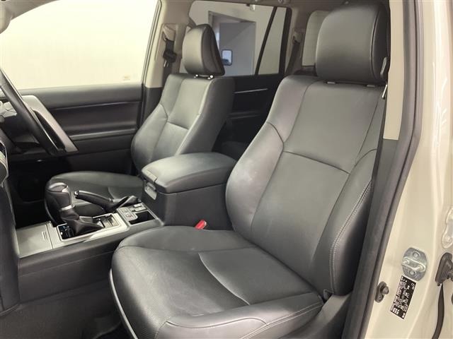 Toyota LAND CRUISER PRADO 2022 8267597-11