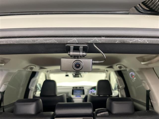 Toyota LAND CRUISER PRADO 2022 8267597-8