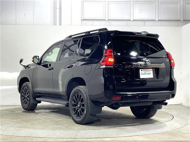 Toyota LAND CRUISER PRADO 2022 8267608-17