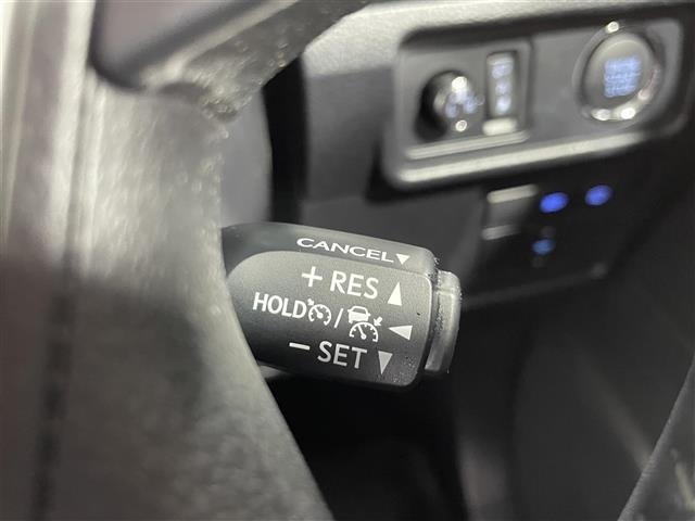 Toyota LAND CRUISER PRADO 2022 8267608-18