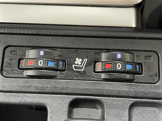 Toyota LAND CRUISER PRADO 2022 8267608-8