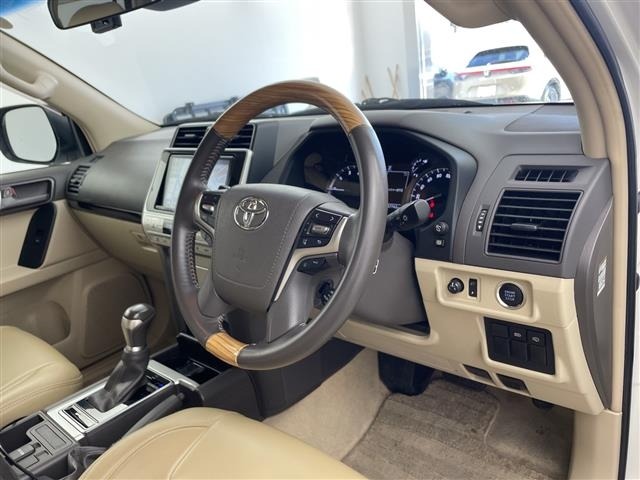 Toyota LAND CRUISER PRADO 2018 8267620-1