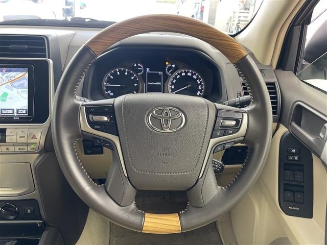 Toyota LAND CRUISER PRADO 2018 8267620-6