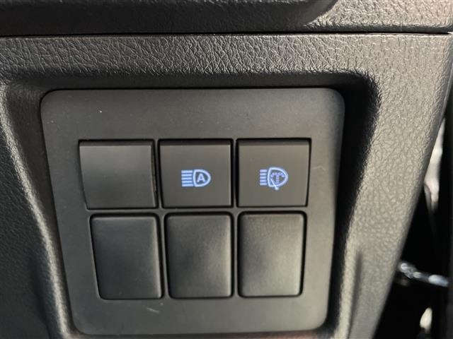 Toyota LAND CRUISER PRADO 2021 8267621-8