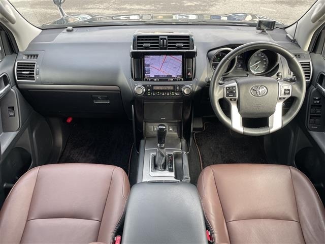 Toyota LAND CRUISER PRADO 2017 8267623-14