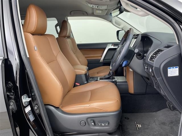Toyota LAND CRUISER PRADO 2022 8267624-1