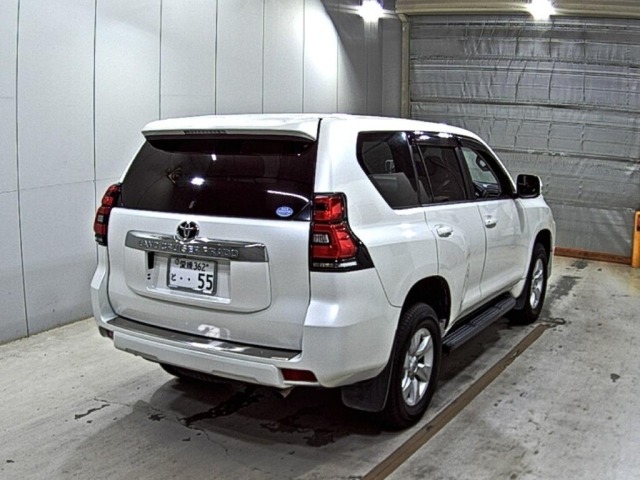 Toyota LAND CRUISER PRADO 2018 8267626-5