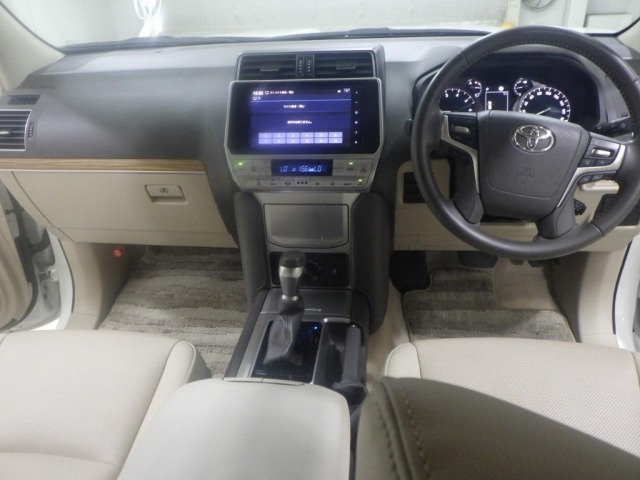 Toyota LAND CRUISER PRADO 2023 8267628-3