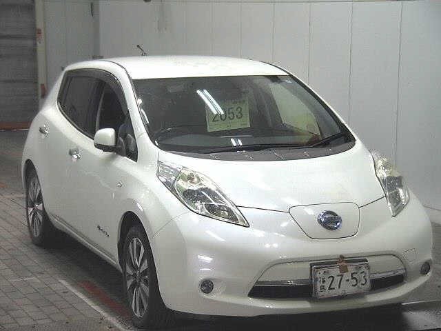 Nissan LEAF 2013 8260989-0