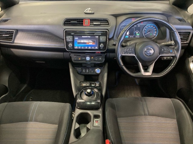 Nissan LEAF 2017 8260991-3