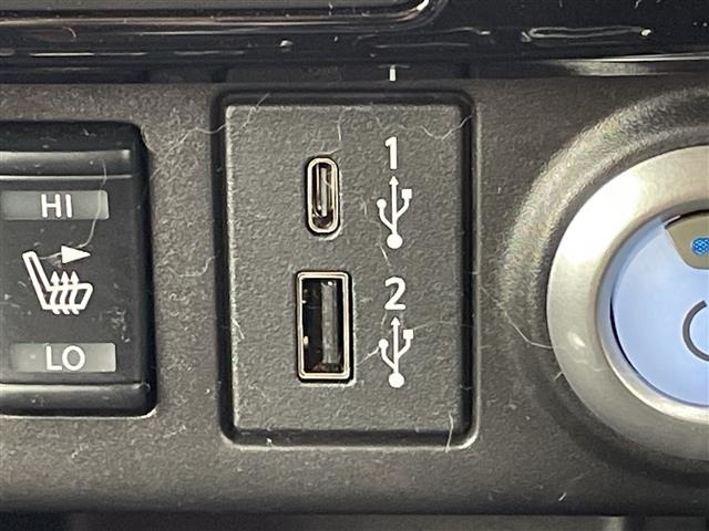 Nissan LEAF 2024 8261067-4