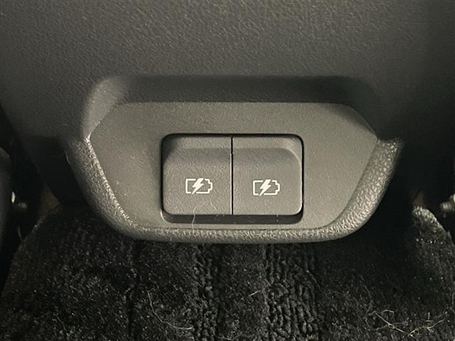 Nissan LEAF 2024 8261067-6