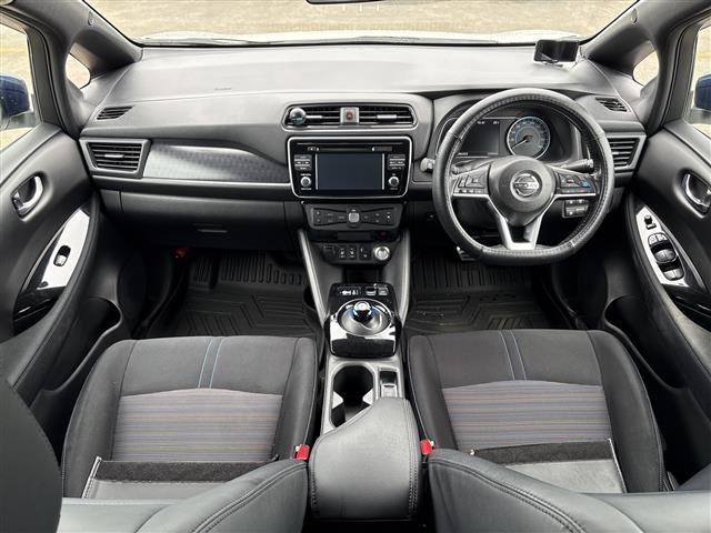 Nissan LEAF 2019 8261077-2