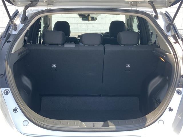 Nissan LEAF 2020 8261078-29