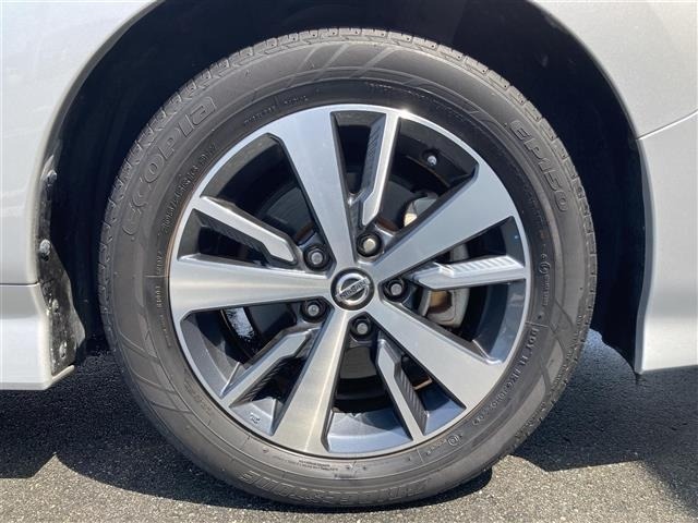 Nissan LEAF 2020 8261078-37