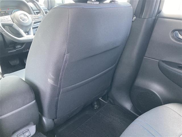 Nissan LEAF 2020 8261078-8
