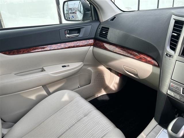 Subaru LEGACY B4 2010 8266798-7