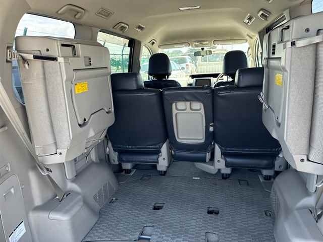 Toyota NOAH 2009 8261106-10