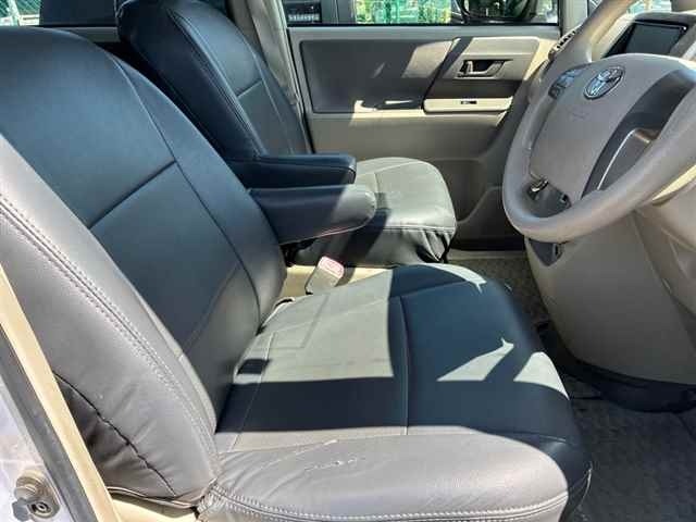 Toyota NOAH 2009 8261106-7