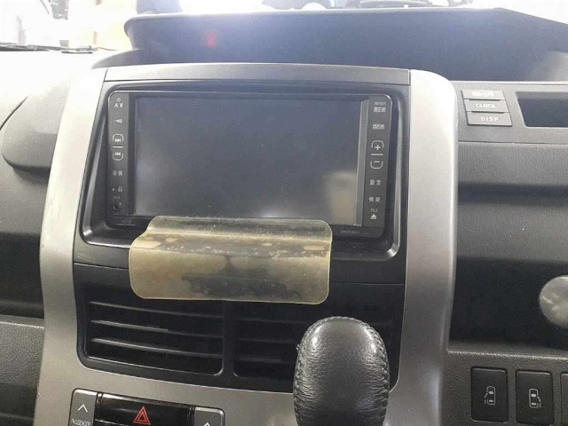 Toyota NOAH 2008 8261120-12
