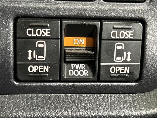 Toyota NOAH 2020 8261767-3