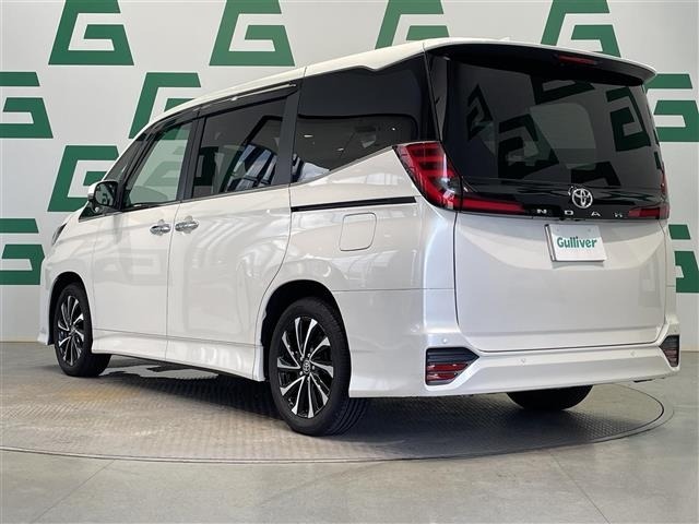 Toyota NOAH 2023 8261768-13
