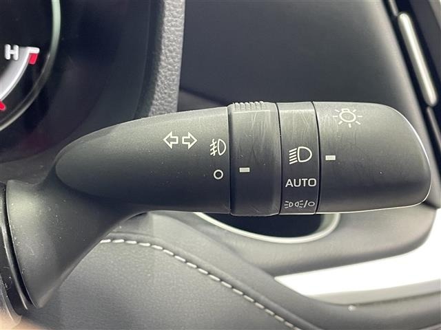 Toyota NOAH 2023 8261768-5