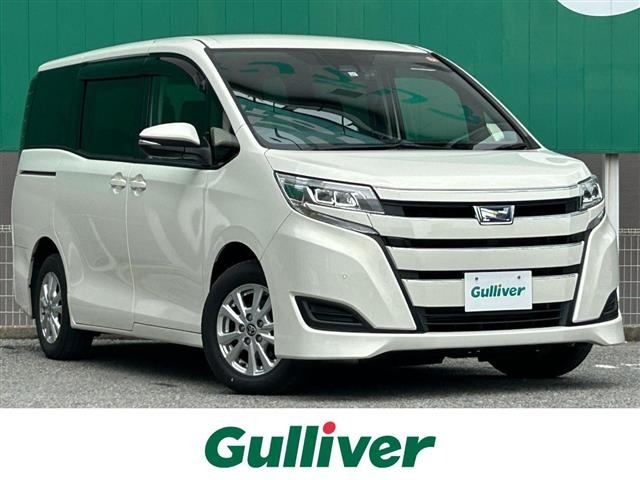 Toyota NOAH 2021 8261769-0