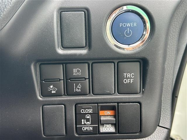 Toyota NOAH 2021 8261769-5