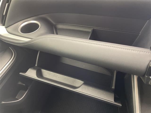 Toyota NOAH 2024 8261770-10