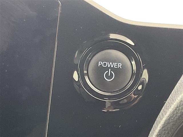 Toyota NOAH 2024 8261770-18